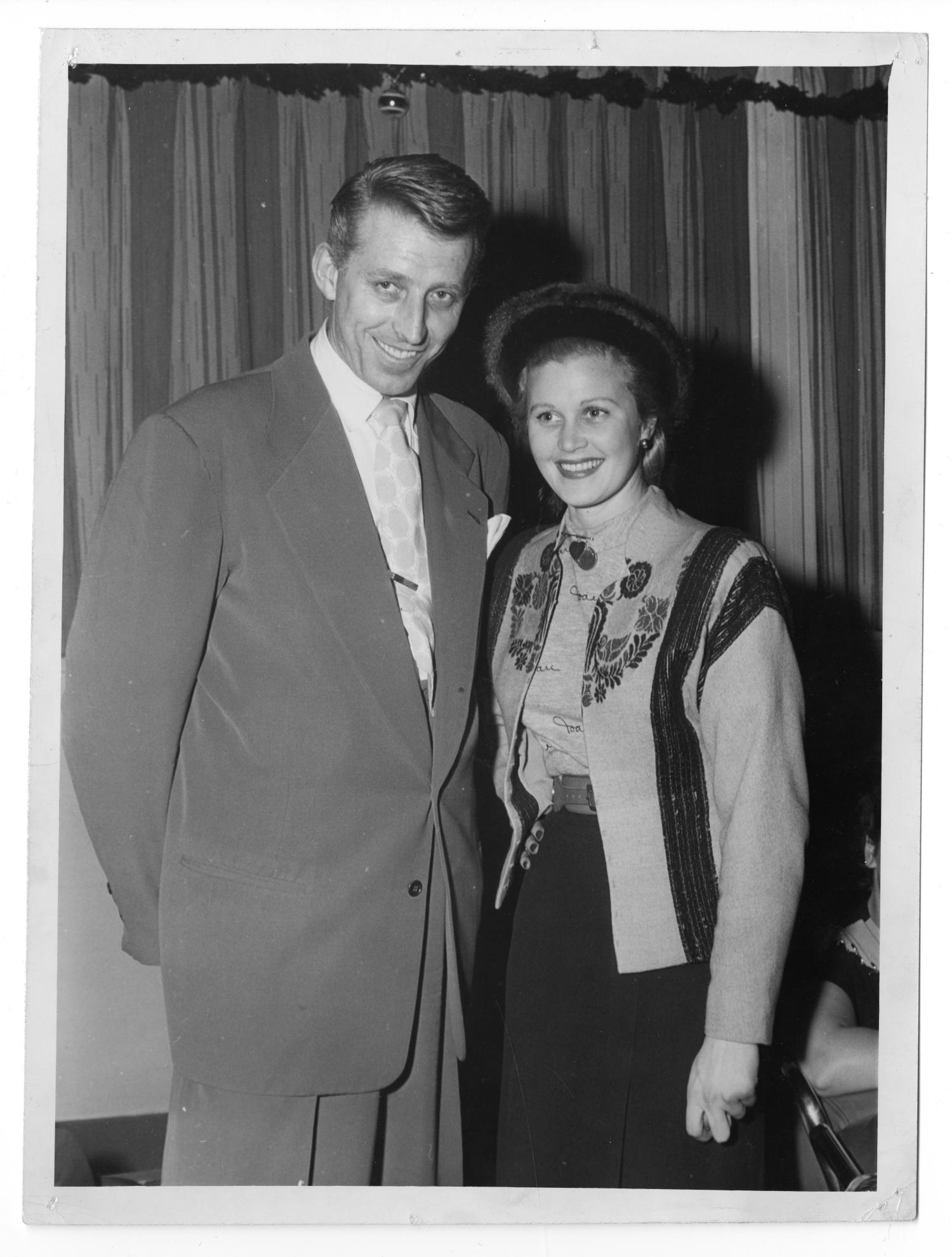 [Photograph of Stan Kenton and Unknown Woman]
                                                
                                                    [Sequence #]: 1 of 2
                                                