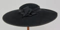 Thumbnail image of item number 2 in: 'Hat'.