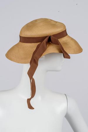Primary view of object titled 'Straw hat'.