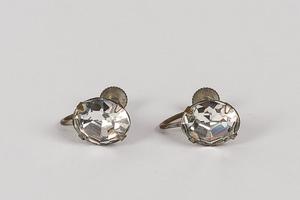 Primary view of object titled 'Rhinestones earrings'.