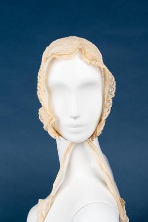 Primary view of object titled 'Ladies' batiste cap'.