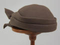 Thumbnail image of item number 2 in: 'Calotte Hat'.