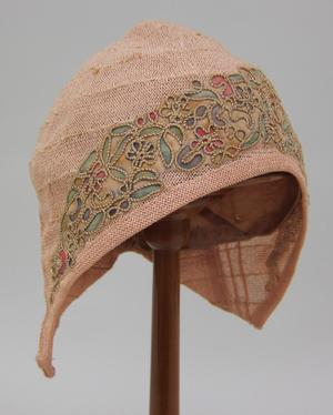 Primary view of object titled 'Cloche'.