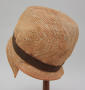 Thumbnail image of item number 3 in: 'Cloche'.