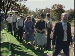 [News Clip: Paupers funeral]