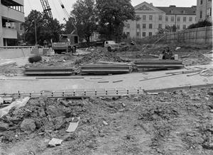 [Construction of the General Academic Building #5]
