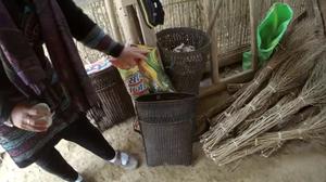 Description of basket and tray weaving at Thamlapokpi, Chandel District, Manipur.