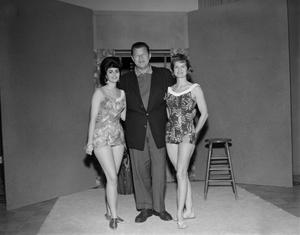 [Jack Carson and two young women]