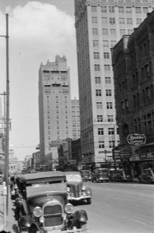 [Downtown Fort Worth; Main Street at 7th, Looking North]
