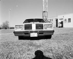 [Photograph of Oldsmobile Vista Cruiser, 1]