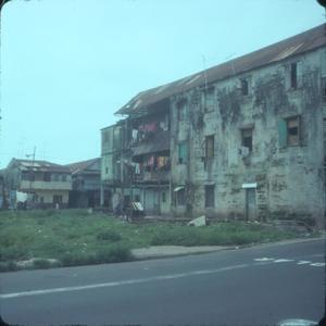 [Housing buildings in Panama]