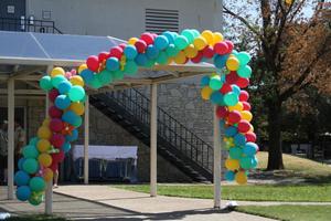 [Balloon arch at LSRFA rest station]