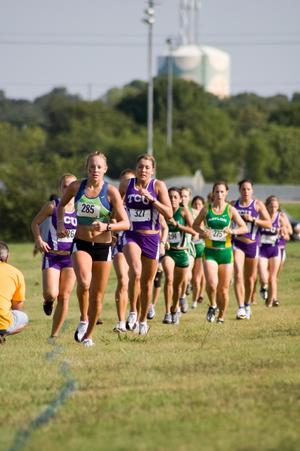 [Women's cross country during North Texas Invitational race]