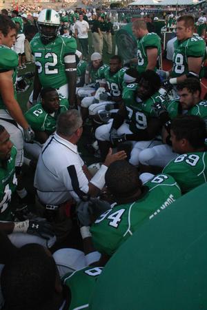 [UNT coach addressing players, September 22, 2007]