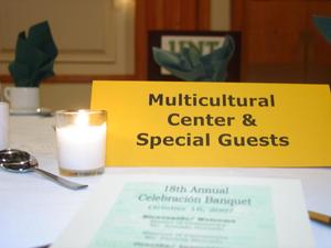 ["Special Guests" table card]