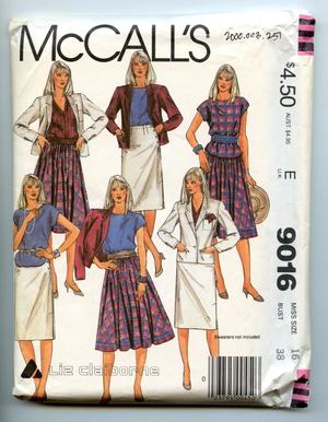 Envelope for McCall's Pattern #9016