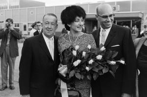 [Maria Callas and two male escorts at Love Field, 2]