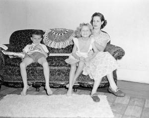 [Tim, Carol and Doris on a couch, 2]