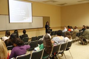 [Valerie Martinez-Ebers leading session, 2014 E&D Conference]