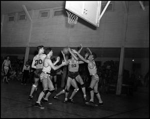 [Basketball - Men - Game #10 - 1942]