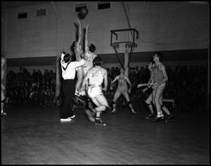 [Basketball - Men - Game #11 - 1942]