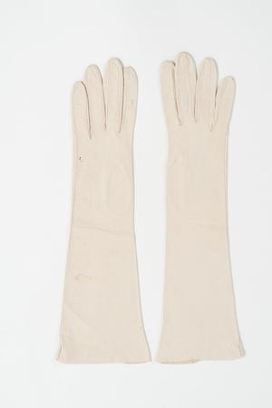 Kidskin gloves