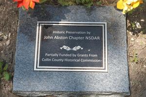 [NSDAR plaque at Abston Cemetery]