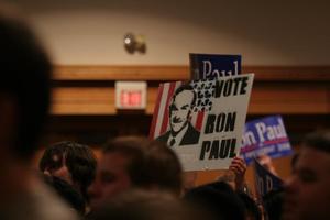 [Photograph of a 'Vote Ron Paul' sign]