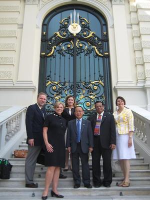 [Charn Uswachoke with UNT faculty in Thailand]