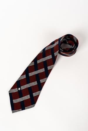 "Knit" print necktie
