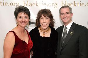 [Kathy Hewitt and Steve Habgood with Lily Tomlin, 2005 Black Tie Dinner]