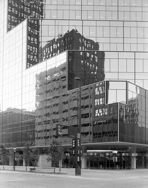 Primary view of object titled '[The 777 Main Street skyscraper in Fort Worth]'.