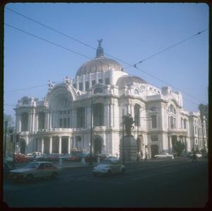 [A street view of the Palacio de Bellas Artes, 2]