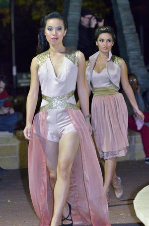 [Models walk 2012 Fashion at the Fountains, 6]