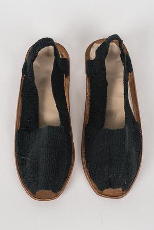 Alpargata sandals