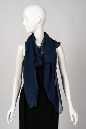 Primary view of object titled 'Shoulder scarf'.