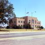 Photograph: [Yoakum County Courthouse in Plains, TX]