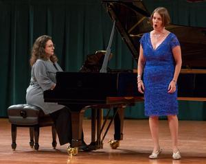 [Elvia Puccinelli and Molly Fillmore perform "Liebestod," 1]