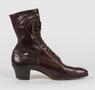 Thumbnail image of item number 3 in: 'Leather boots'.