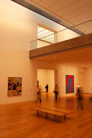 [Brushstrokes of Brilliance: A Captivating Encounter in the Art Museum]