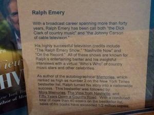 [Ralph Emery: A Country Music Broadcasting Icon]