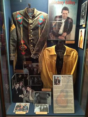 [Mickey Gilley: A Country Music Icon and The King of Gilley's]