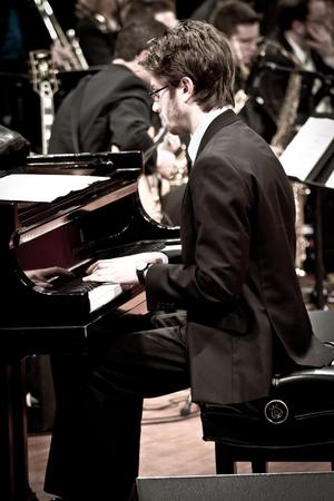 [Sean Giddings performs at 51st Annual Fall Concert, 4]