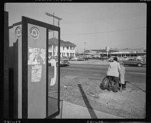 [Jefferson Blvd Couple Bus Stop, 1987]