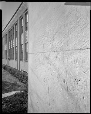 [Spence Graffiti Building, 2004]