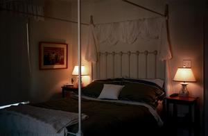 [A canopy bed at Godfrey's Place Inn, 2]