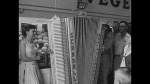 [News Clip: World's biggest accordion]