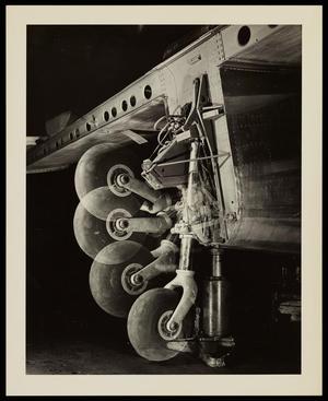 [An airplane wheel in motion, 1]