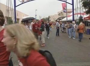 [News Clip: Texan Fan Frenzy - Energy and Excitement at the Game]