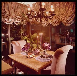 [Luxury Interiors -Dinning Table]